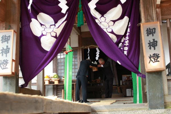 佐土神社の御田植祭