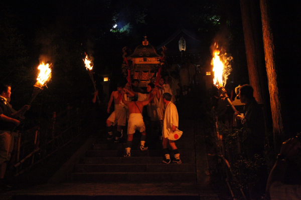 宇佐八幡神社の夜祭り